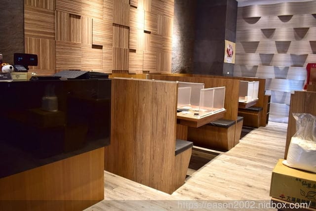 捷運淡水線竹圍站美食。＃鰭川四季鍋物。敲碗激推，來店消費，主餐免費續盤（份量一模一樣）