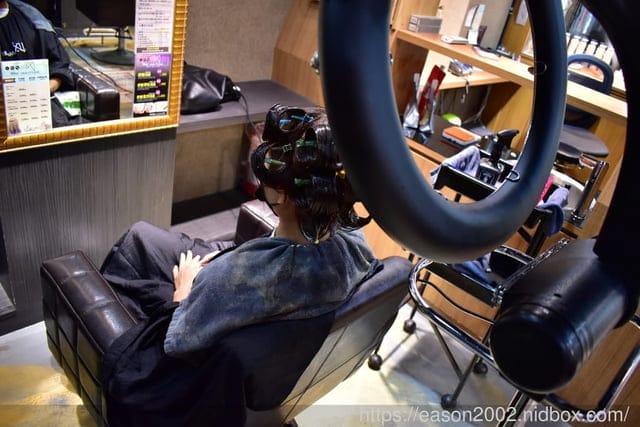 板橋護髮推薦。Wor 髮廊板橋染髮推薦1500元不分長短。#Wor Hair Styling（新埔店）。專業級的護髮，親民價位