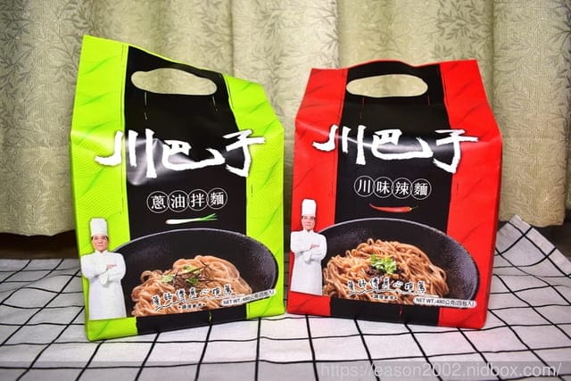 川巴子乾拌麵。快速即食的香Q麵條＆調味，待在家免出門，就可以享受美味