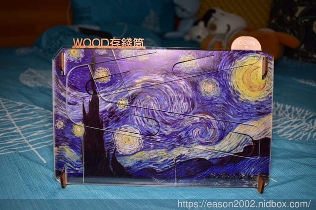 療癒系生活小物推薦。WOOD存錢筒/DIY手作，輕輕一投，自動分類你的零錢