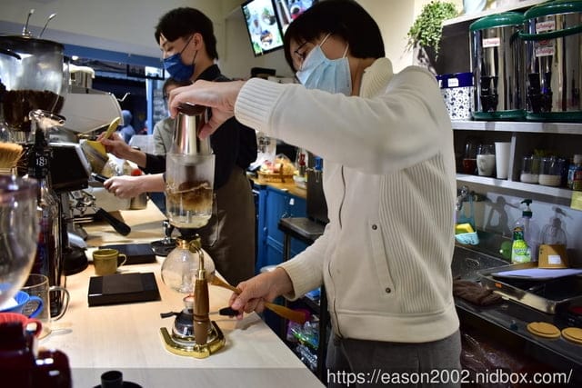 內湖咖啡廳。空中補給雲端咖啡館。距離捷運港墘站步行不到10分鐘即可抵達