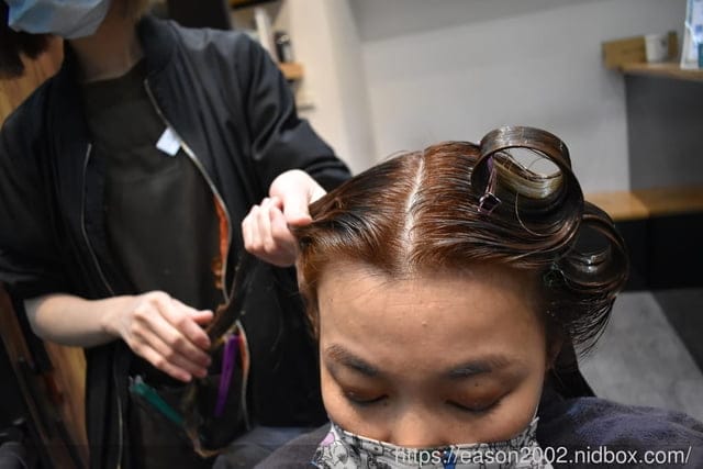 新莊染髮推薦。Wor 髮廊新莊染髮推薦1500元不分長短。#Wor Hair Styling（新莊店）。專業級的護髮，親民價位