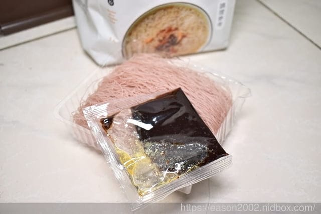 宅配美食推薦。姆士流新品試吃心得 詹麵-紅蔥豬油湯炊粉＋詹醬｜油潑辣子醬＆椒麻堅果醬