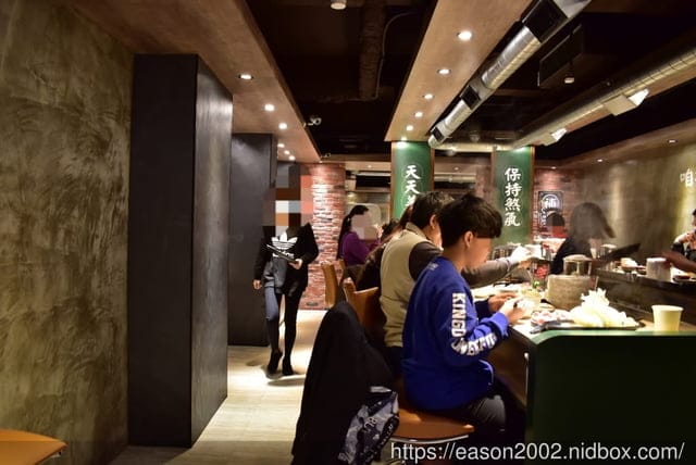 全台最大火鍋集團。樂多多集團/來新莊插旗第二家。狂一鍋 新台式火鍋（新莊八德店）。火鍋迷必吃名店。排隊宵夜名店