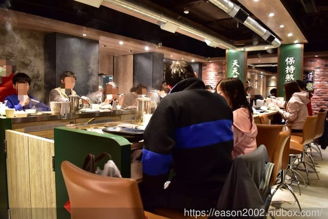 全台最大火鍋集團。樂多多集團/來新莊插旗第二家。狂一鍋 新台式火鍋（新莊八德店）。火鍋迷必吃名店。排隊宵夜名店
