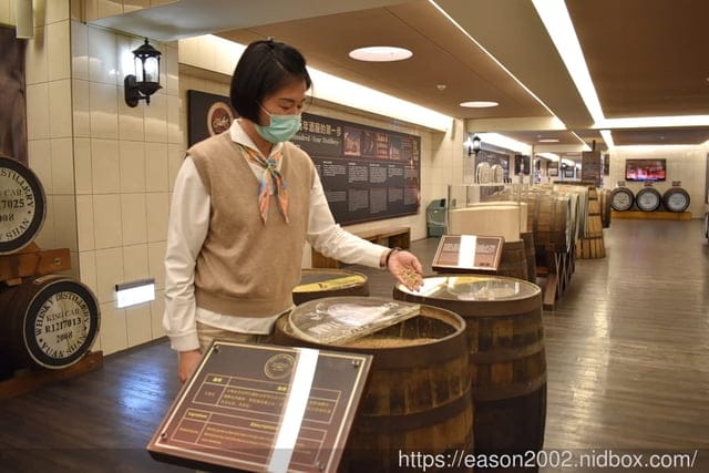 宜蘭免費景點推薦。金車噶瑪蘭威士忌酒廠。結合歐式古堡與日式紅樓的觀光工廠。手刀線上遨遊購預購DIY手作