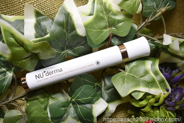 NU+derma 微震導入舒壓緊緻美眼筆＆明眸撫紋水嫩眼膜。遠紅外線陶瓷滾珠設計，按摩同時滋潤眼周肌膚