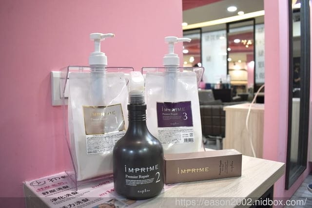 蘆洲染髮推薦。初髮廊 蘆洲指標店。細心呵護並同時亮澤你的秀髮。女生燙或染1500 不分長短包含洗加剪，CP值高的髮廊推薦