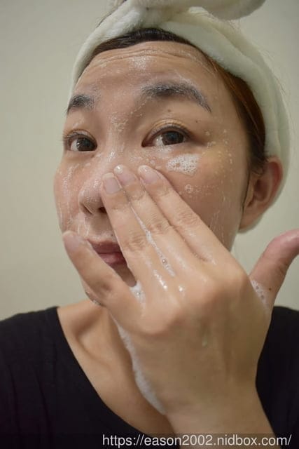 2022懶人保養推薦。何謂美洗安蜜套組。極簡保養，潔淨舒壓洗面乳+高端精華水安瓶+亮顏保濕蜜蜜霜。MIT保養品推薦