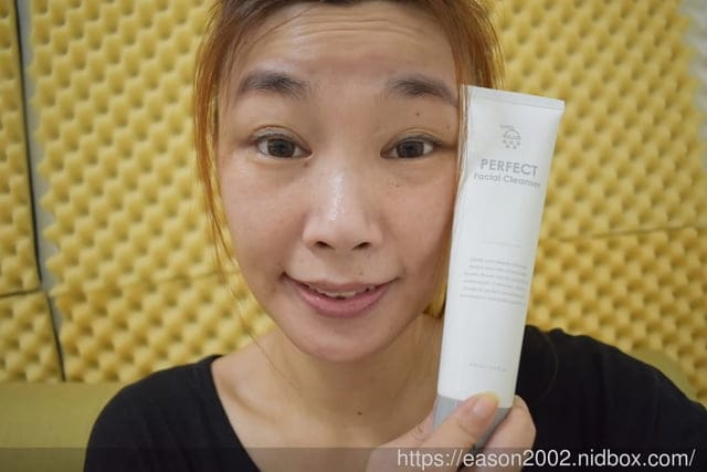 2022懶人保養推薦。何謂美洗安蜜套組。極簡保養，潔淨舒壓洗面乳+高端精華水安瓶+亮顏保濕蜜蜜霜。MIT保養品推薦