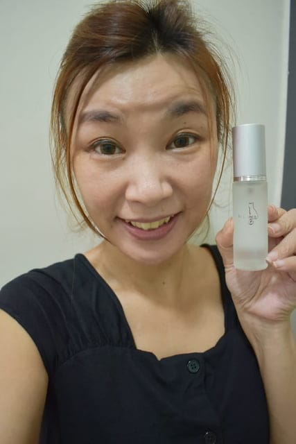 Madoca瑪朵卡保濕精華液。特效成分雙分子玻尿酸，快速高效補水，保濕滋潤肌膚達成