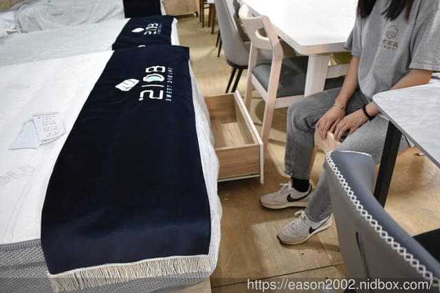 平價家具推薦。本木家具工廠專業製造。機能型家具，符合你的生活習慣，隨心改變家具呈現的模樣