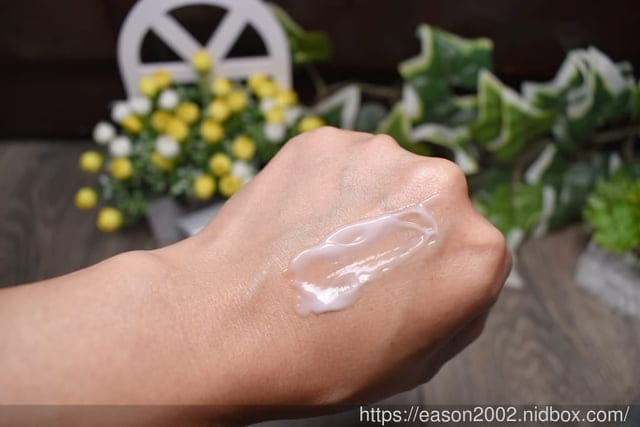杏輝醫藥集團。翠緹抗齡奇蹟乳霜＆翠緹修護精華油。保濕滋潤，不黏膩，一年四季都合適使用的保濕聖品