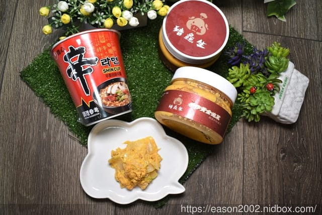 宅配美食。豬鱻生黃金泡菜。爽脆可口，直接吃、配火鍋、泡麵 都很讚！
