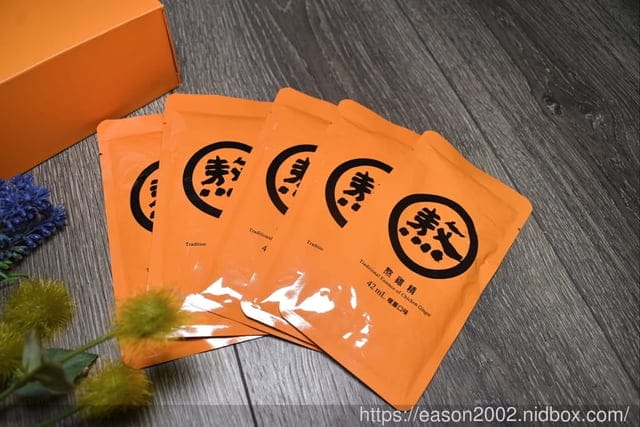 老協珍 熬雞精 暖薑口味。薑辣素258(μg/100ml)，提升代謝力