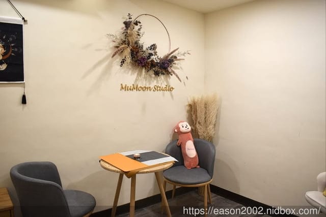 《沐月丹陽&沐月之嶼》 盧恩占卜、魔法油DIY 自製。真實體驗分享，如朋友般好相處的占卜老師，占卜同時沉澱身心靈
