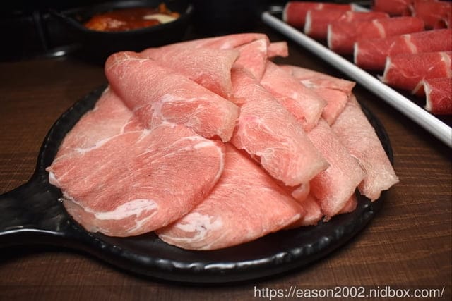 最狂的正宗台式爆炒火鍋。一吃就被圈粉的台式爆炒火鍋  一位難求，建議先訂位。最強台鍋 狂一鍋*新店三民店