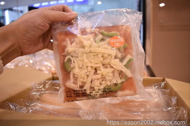 宅配美食。愛維爾手感烘培坊。用微波爐也能讓冷凍厚片吐司，輕鬆美味上桌