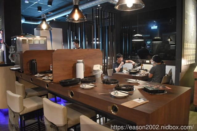 最狂的正宗台式爆炒火鍋。一吃就被圈粉的台式爆炒火鍋  一位難求，建議先訂位。最強台鍋 狂一鍋*新店三民店