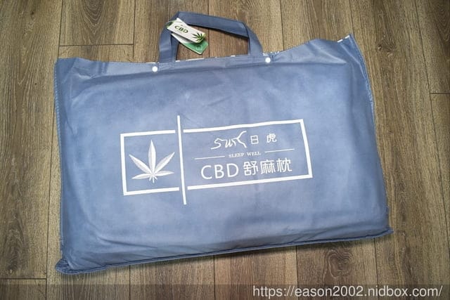 專屬你的失眠救星。#日虎CBD舒麻枕。進口天絲紗線+慢彈太空記憶棉枕芯+台灣製造=無敵好舒服枕頭