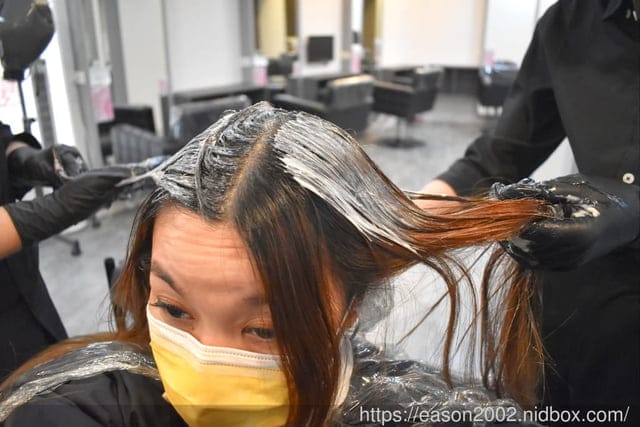 板橋染髮推薦。＃Wor hair 府中店。想到整髮，就想到 Wor hair，全省多家分店。女生燙或染1500 不分長短包含洗加剪