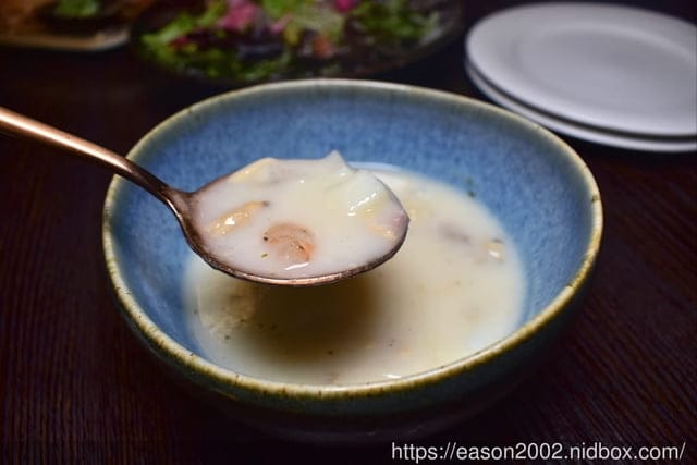 台中北屯聚餐餐廳。Alisa CAFE & Bistro 愛莉沙咖啡。餐酒館 浪漫約會首選，餐點精緻細膩