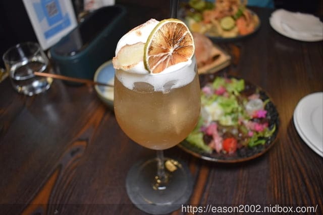 台中北屯聚餐餐廳。Alisa CAFE & Bistro 愛莉沙咖啡。餐酒館 浪漫約會首選，餐點精緻細膩