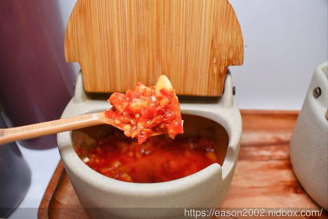 宜蘭礁溪美食。老家LAO CHIA 冰花鍋貼 小籠湯包 手搖飲。脆皮鍋貼/爆汁小籠湯包/水果入茶葡萄柚綠茶/爆漿流沙包