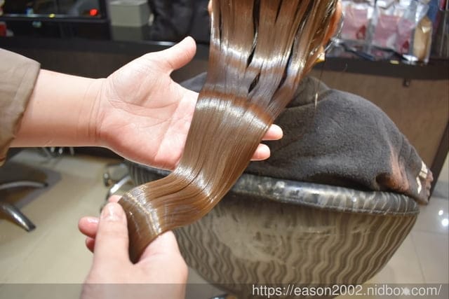 台中24小時髮廊推薦。Virus Hair Salon（一中店）。美髮不限時，隨時都可以。（剪髮+頭皮養護+深層護髮）讓髮絲起死回生的白新葵結構式護髮