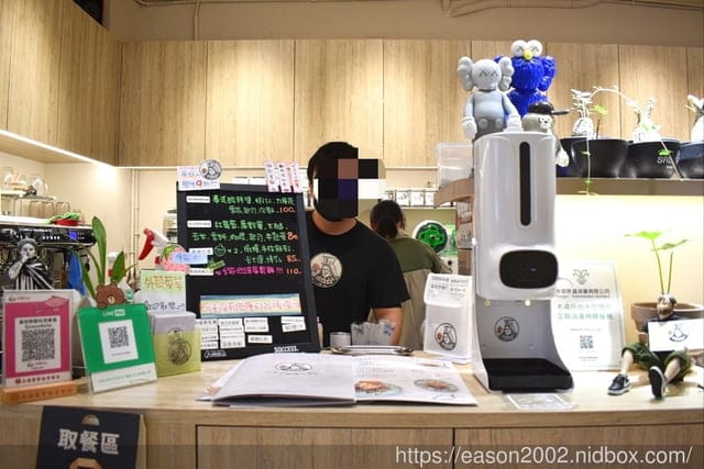 土城熱壓吐司|皇后熱壓吐司專賣店，口味選擇多樣化，還有鬆餅、咖啡、飲品～