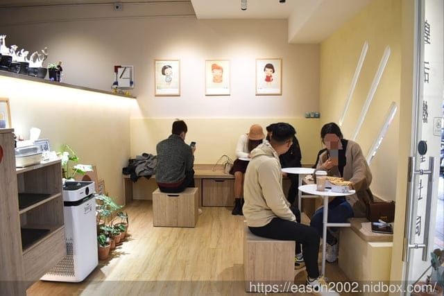 土城熱壓吐司|皇后熱壓吐司專賣店，口味選擇多樣化，還有鬆餅、咖啡、飲品～