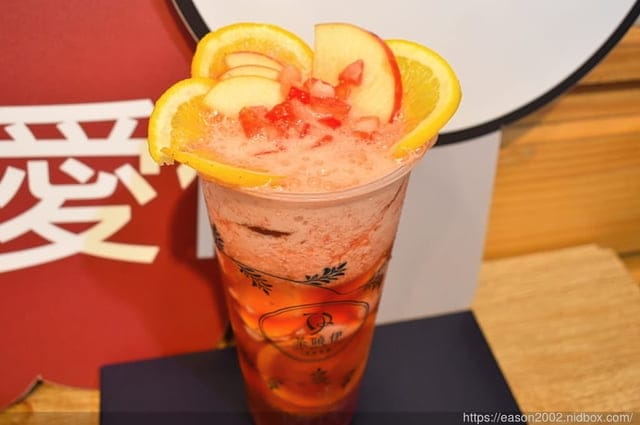連續2年共獲食品界米其林6顆星肯定的茶飲店。#新莊手搖飲 茶曉伊 Tea Know You 茶飲專賣