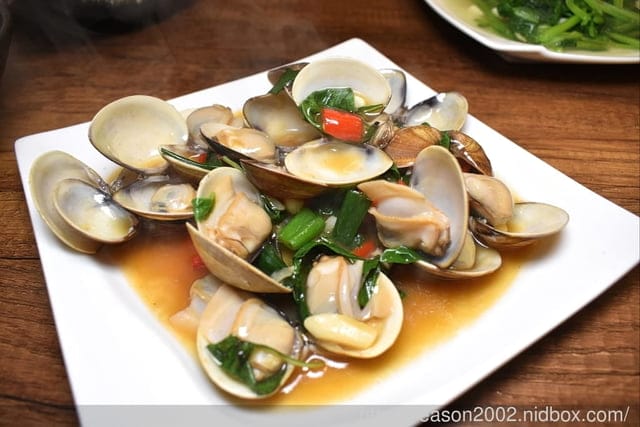 蘇澳美食推薦。食令鮮魚湯，每日新鮮漁貨，新鮮滿料的煙仔虎鮮魚湯，只要NT$90