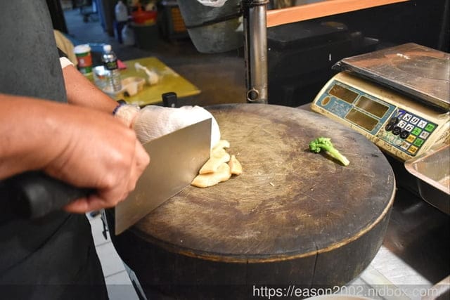 隱身巷弄裡的黃金滷味|一心圓古早味滷味，獨門配方飄香20餘年的秘密