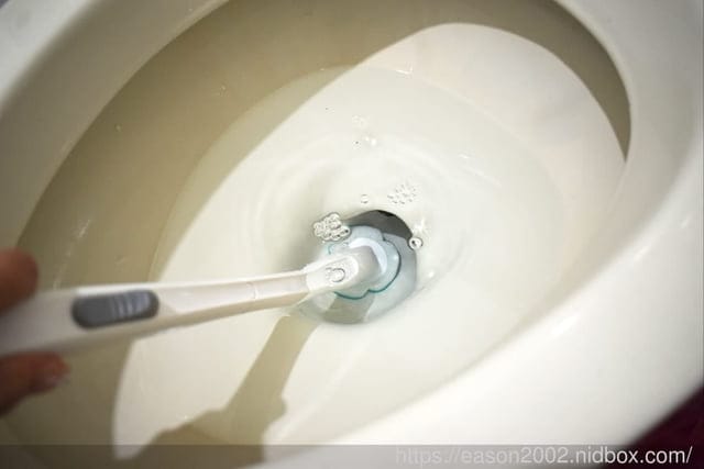 妙潔 替換式馬桶刷，拋棄式強力去污刷頭，一用即拋居家清潔打掃 乾淨又衛生