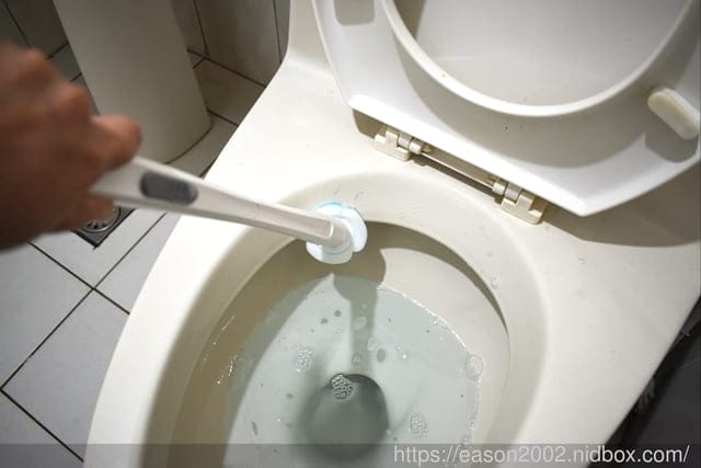 妙潔 替換式馬桶刷，拋棄式強力去污刷頭，一用即拋居家清潔打掃 乾淨又衛生
