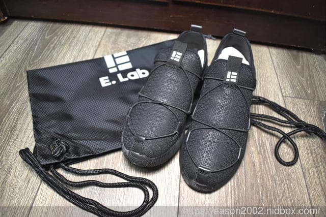 舒適好走的百搭休閒鞋款推薦 | E.Lab城市漫遊鞋，窗花 2.0 GRID2.0，連穿4天不磨腳、無壓力、無腳臭，舒適自在漫遊旅行