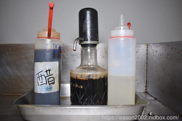 宜蘭火烤三吃 自助式吃到飽推薦 | 愛知味 火鍋、燒烤 自助百匯，食材種類多樣化，讓你吃得眼花撩亂