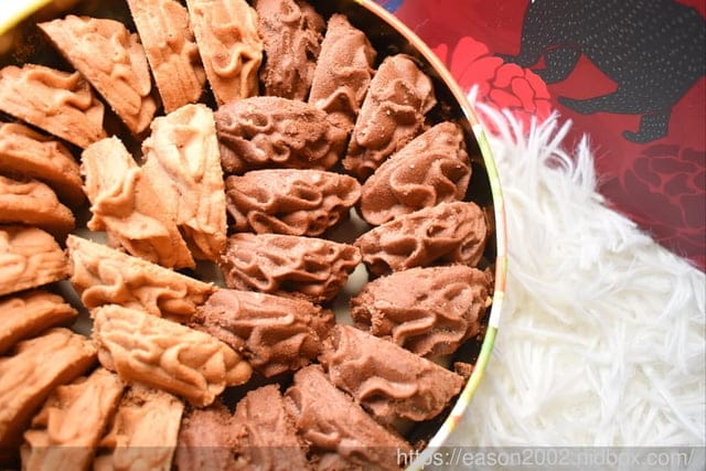 台中名產 豐原伴手禮 | 鴻鼎菓子 台灣黑熊曲奇餅 戀戀巧莓 情人節限定100%黑巧克力曲奇餅、莓果派對曲奇餅