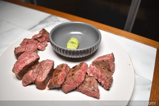 台中北區美食 | Eartha燒肉餐酒館 夢幻珠寶盒 異國風味餐點 三層豪華海神殿
