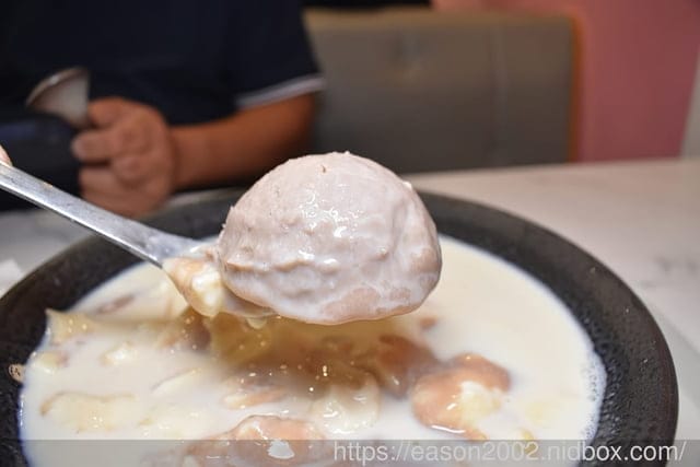 台北公館商圈美食推薦 | 何家甜品鋪-剉冰雪花冰(公館汀州) 天然水果 原始鮮甜 創意冰品 大人、小孩都合適吃的夏季冰品首選