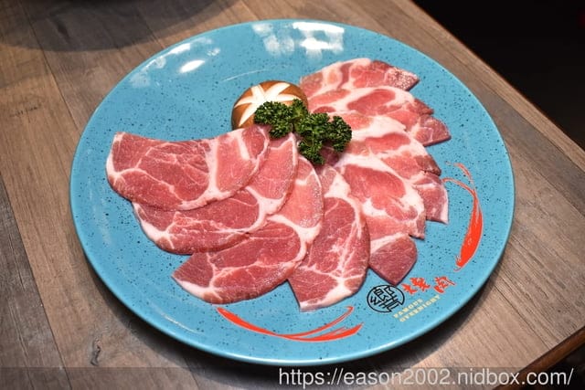 新竹燒肉推薦 | 響燒肉-冷藏牛肉燒烤專門店 各式不同部位肉品 滿足喜愛不同味蕾感受 附專用停車位