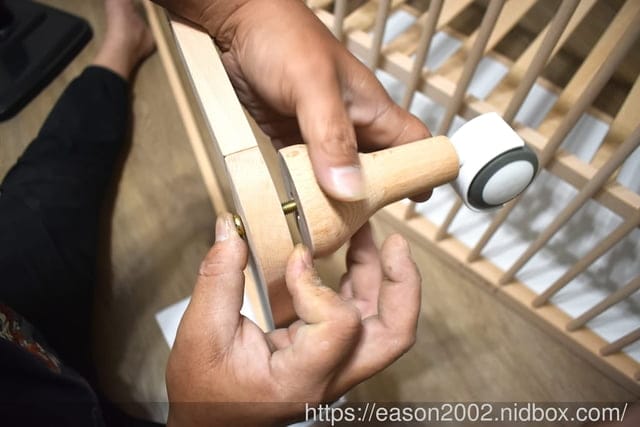 育兒好物推薦 | 【Snmartmom】原生初紋櫸木嬰兒床+杜邦立體防蹣透氣墊 歐洲進口山櫸木無油漆無甲醛 併接床邊床夜晚陪伴超輕鬆