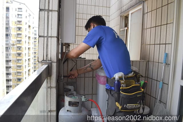 快速恆溫熱水器推薦 | Haier海爾智能恆溫強制排氣熱水器LPG JSQ30-16E1 小資族最愛，超節能省水、省瓦斯，製熱快控溫準 智能恆溫 不忽冷忽熱