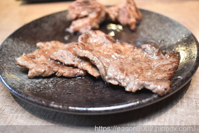 台北美食推薦 | 山上走走 日式無菜單燒肉專門店-台北華山店 頂級和牛燒肉套餐，周到的桌邊服務，享受最奢華的和牛饗宴