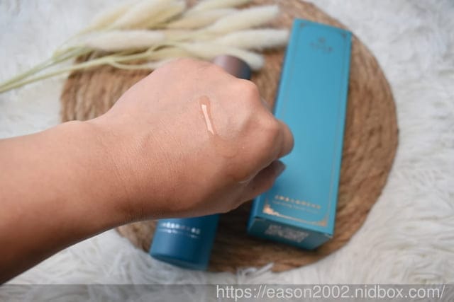 李向月連燕窩保養品推薦 | 逆齡重生 • 極潤青春露、煥顏精華、修護晚霜 獨家配方-燕窩胜肽 天然保濕因子 輕齡使用到熟齡的保濕抗老保養聖品