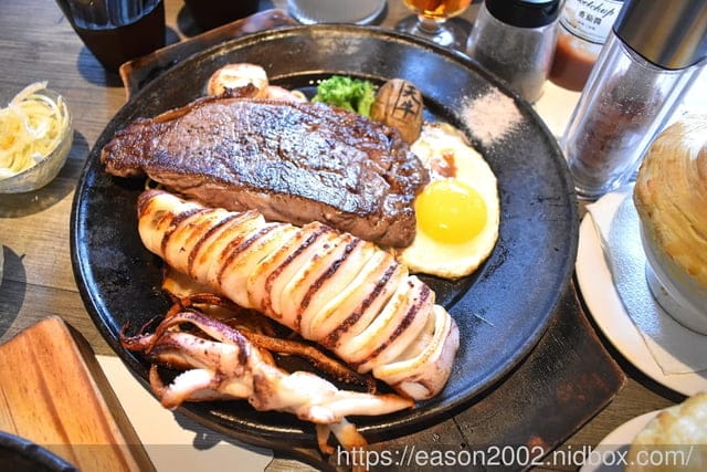 羅東美食 | 天牛私廚牛排 HEAVEN KITCHEN 不用淋醬就很好吃的牛排 雙拼重量級、升級套餐超飽足