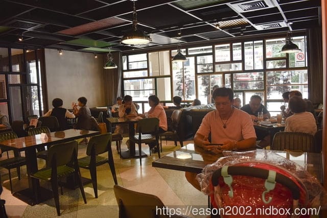 台北早午餐推薦 | S&D咖啡松山八德店 (洛碁飯店內) 早午餐、下午茶 一次滿足 熱鬧城市裡悠閒的一隅