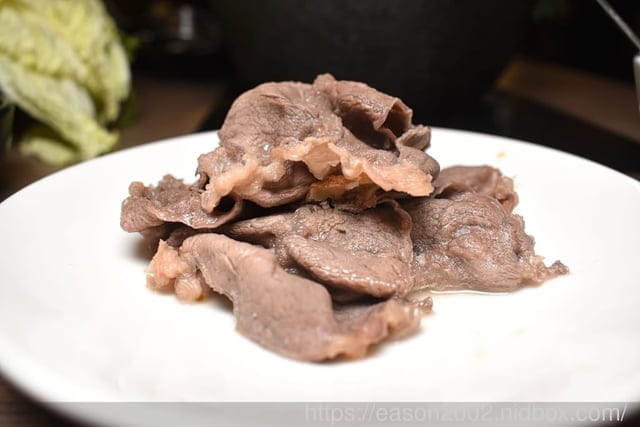 肉多多大變身 網路溫度計好感度，星等及聲量排行蟬聯兩年第一名 | 爆紅的石頭湯竟然在肉多多讓我吃到，難怪已經開了50家直營店 榜上有名的夜宵火鍋