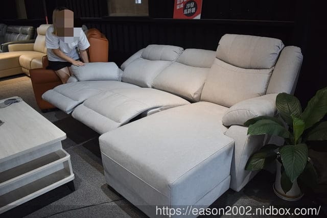樹林電動沙發推薦 | 舒格登電動沙發工廠 台灣MIT 客製化電動沙發 輕輕一按，輕鬆開合 質感舒適、生活有溫度
